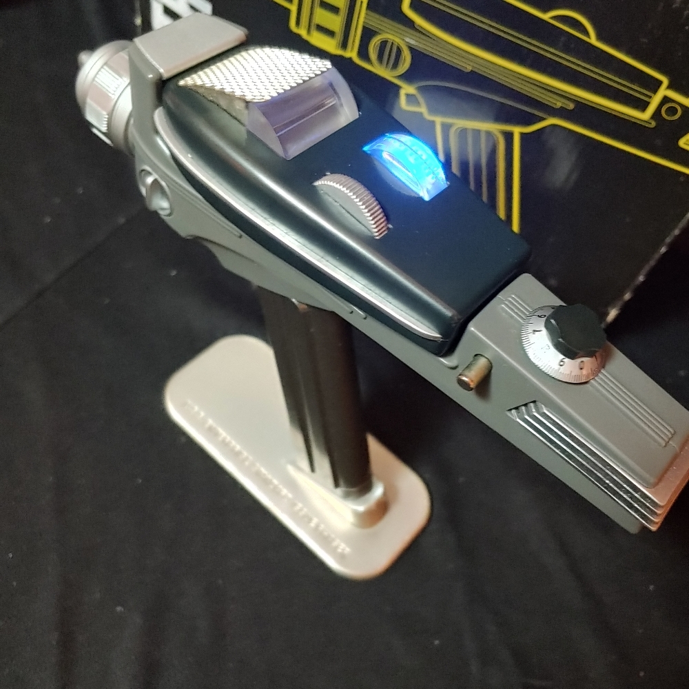 COPY - PHASER ORIGINAL SERIES THE WAND COMPANY REMOTE CONTROL - Picture 8 of 17